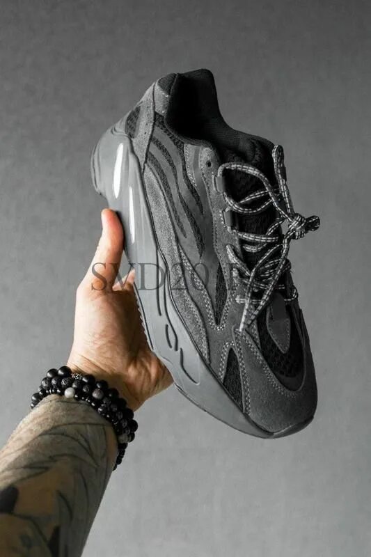 Adidas Yeezy Boost 700 Black. Adidas Yeezy Boost 700 черные. Adidas Yeezy Boost 700 v2 vanta. Adidas Yeezy Boost 700 v2 черные. Мужские кроссовки 700