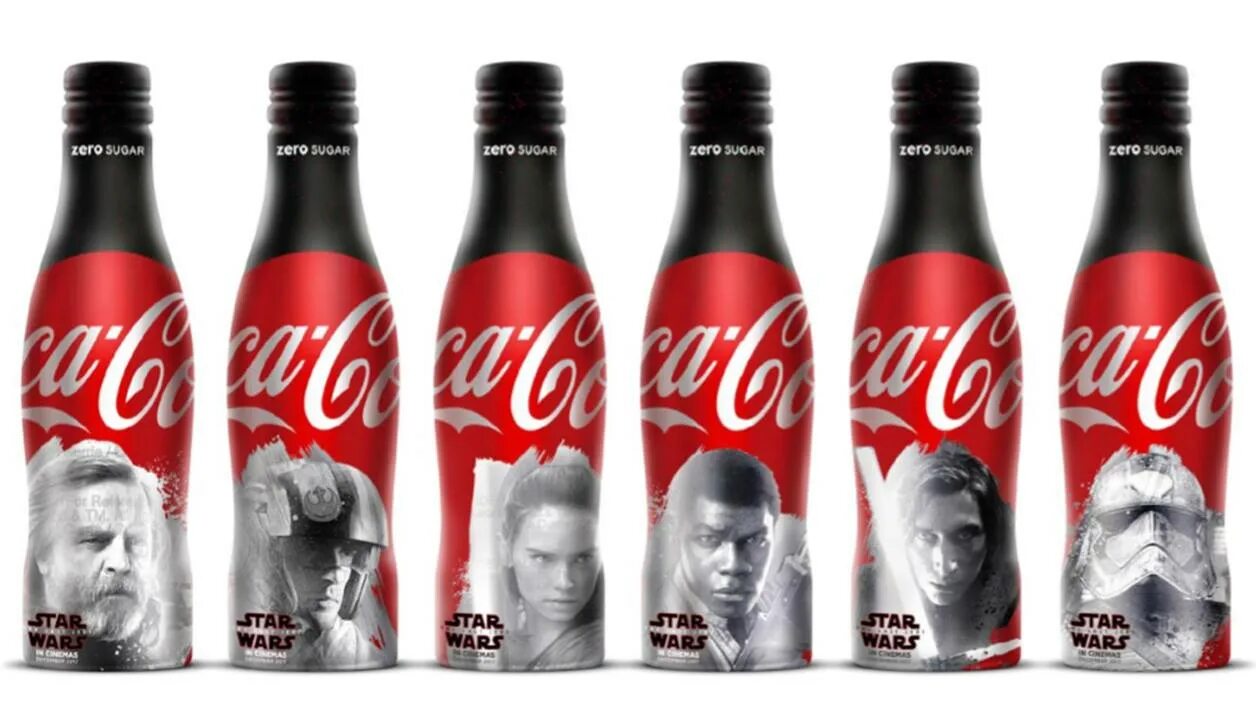 Кола старлайт. Coca cola напиток. Кока кола и война. Кока кола 3д. Кока кола.