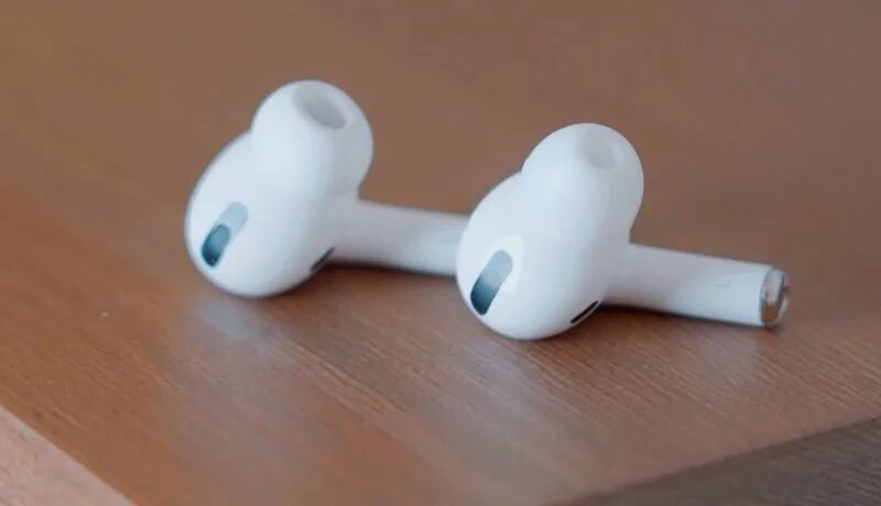 Чем отличается копия AirPods от оригинала