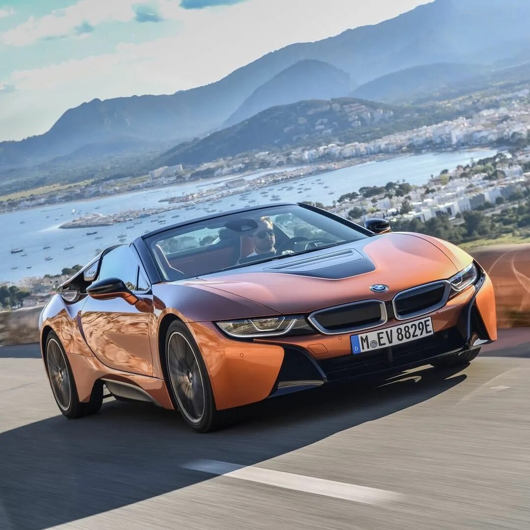 Б в ай 8. BMW i8 Roadster 2021. 2019 BMW i8 Roadster. BMW i8 2018. БМВ i8 2022.