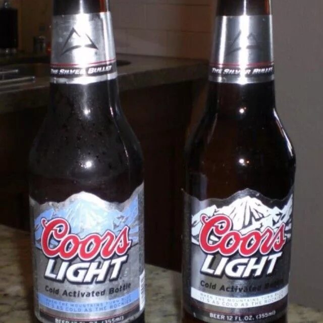 Пиво Coors. Coors Light. Пиво Light. Coors напиток. Лайт колд