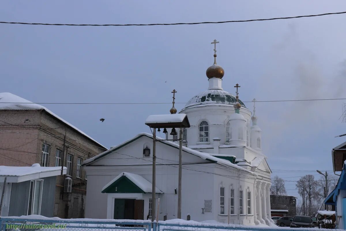 Усть-урень ульяновская область. Деревня усть урень ульяновская область. Базарный урень. Урень памятники. Вокзал город урень.