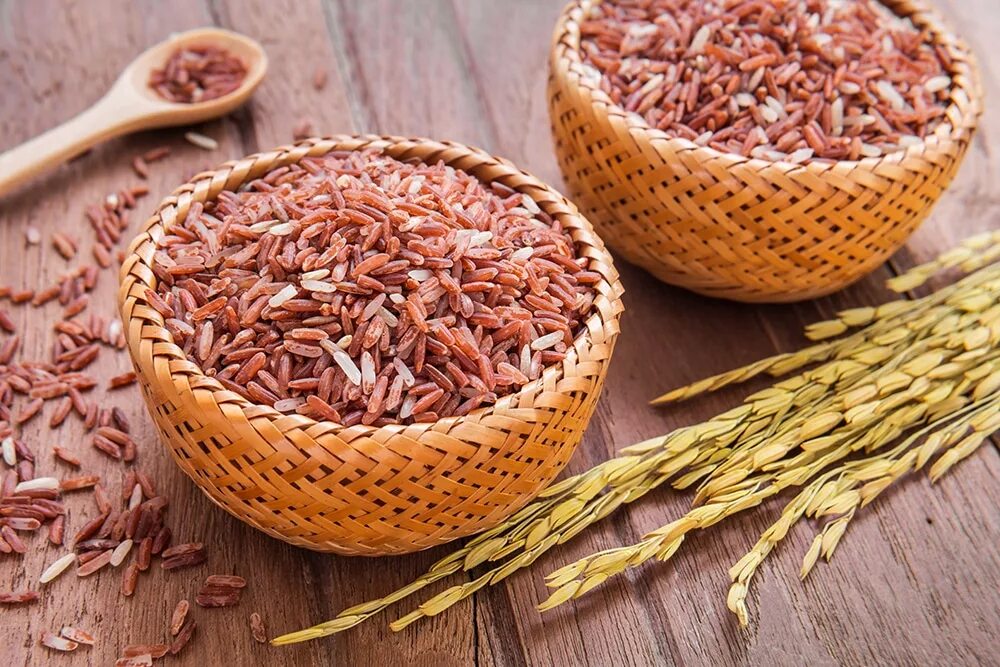 Red rice. Коричневый рис. Бурый рис. Неочищенный рис. Бурый рис польза.