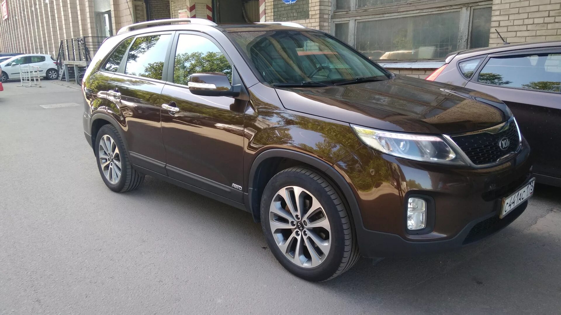 KIA Sorento (2G) 2.4 бензиновый 2014 2.4 16v 7мест на DRIVE2