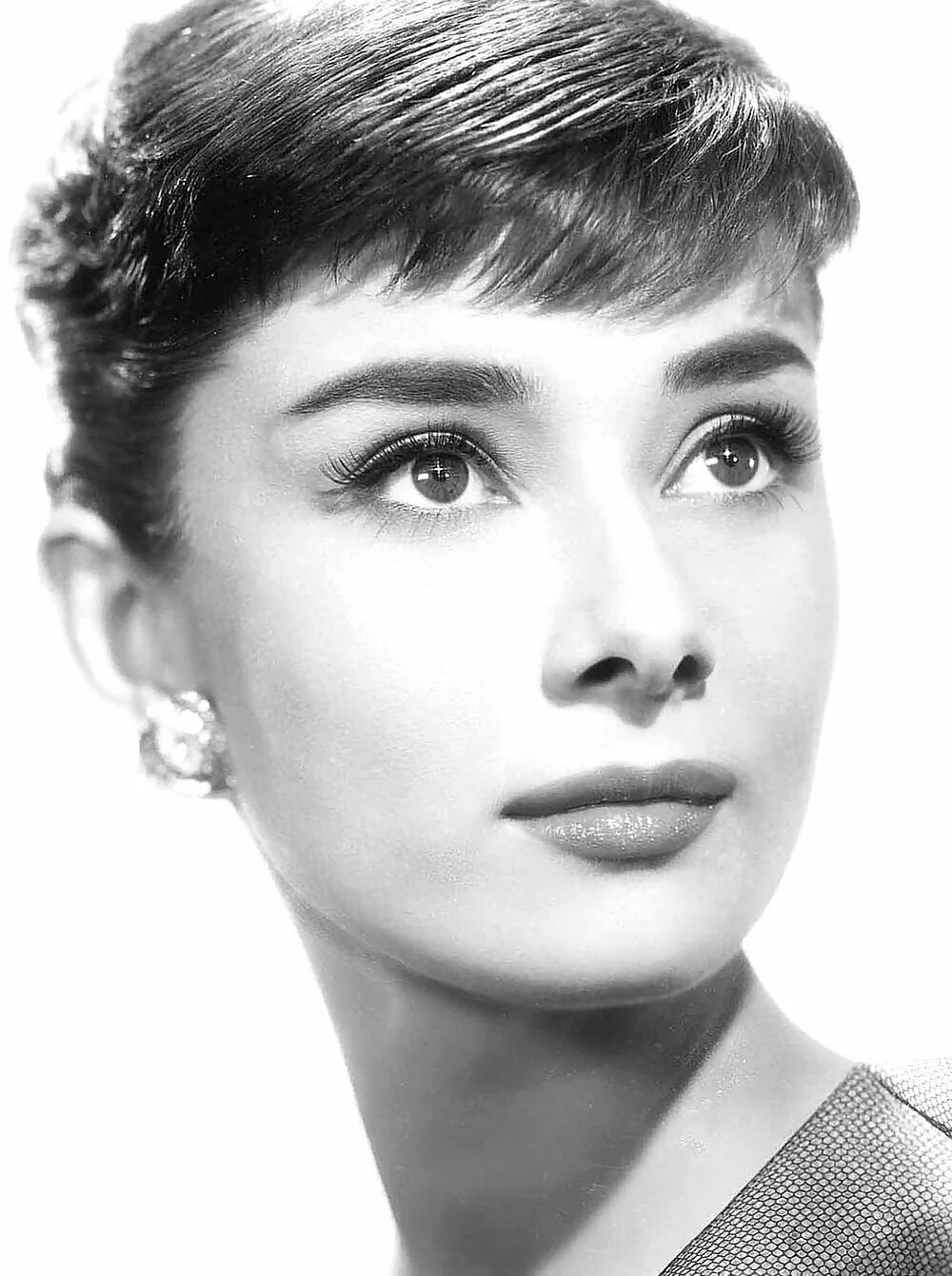 Одри кэтлин растон. Одри хепберн стрижка. Одри хэпберн 1993. Одри хепберн сейчас 2020. Одри хепберн.