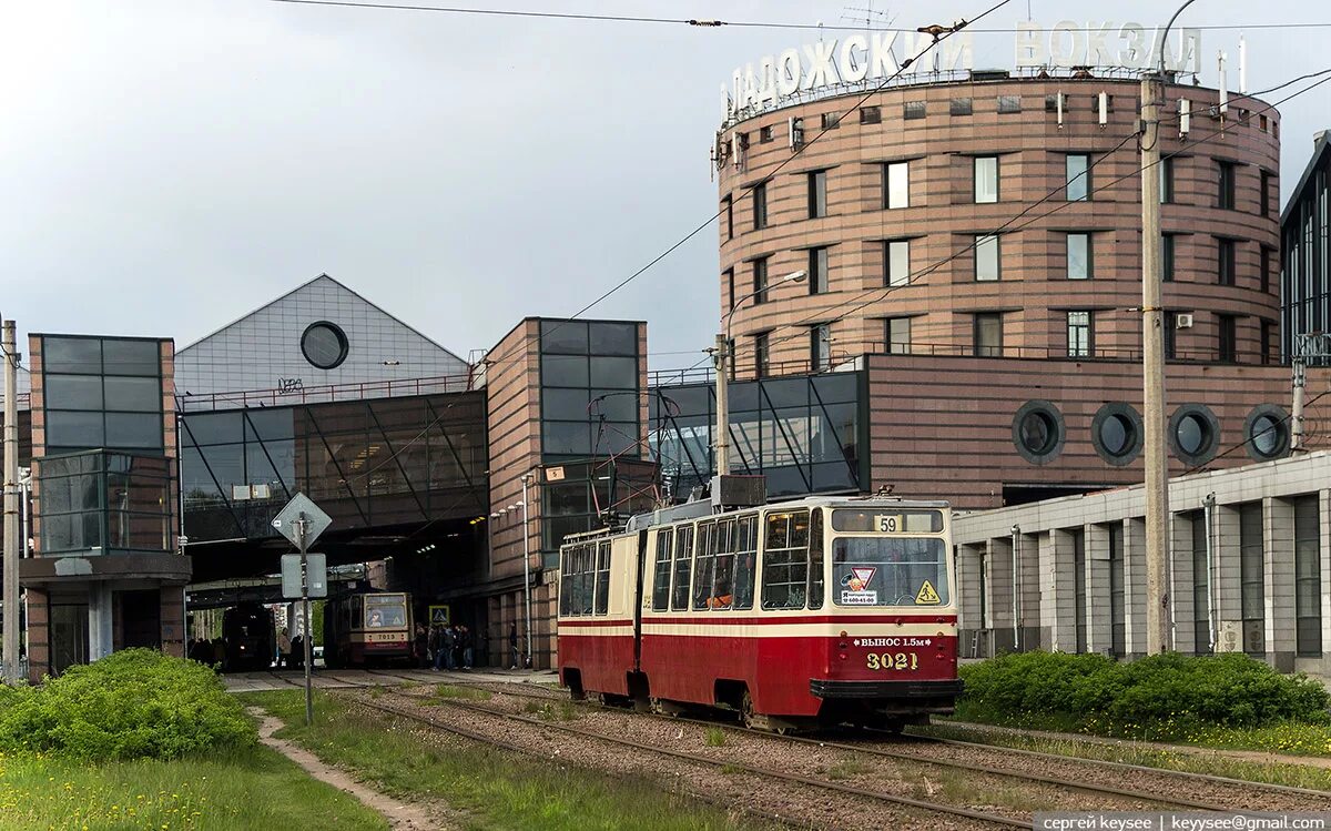 Окей ладожская. Тц заневский каскад 2. Ладожская (станция метро). Санкт петербург ладожская работа. Санкт петербург ладожская работа.