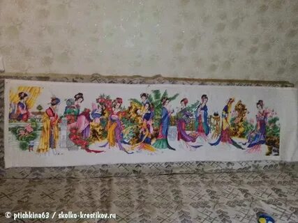 12 красавиц
