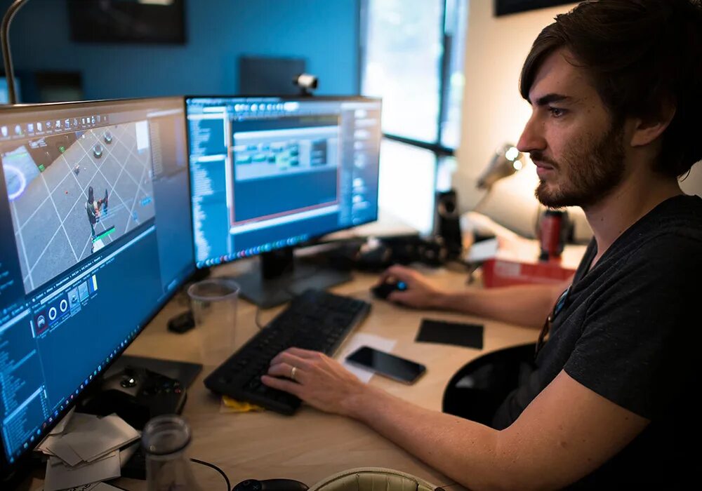 Разработчик виртуальной реальности. Геймдев геймдизайнер. Gamedev обучение. Gamedev обучение. Дизайнер компьютерных игр.