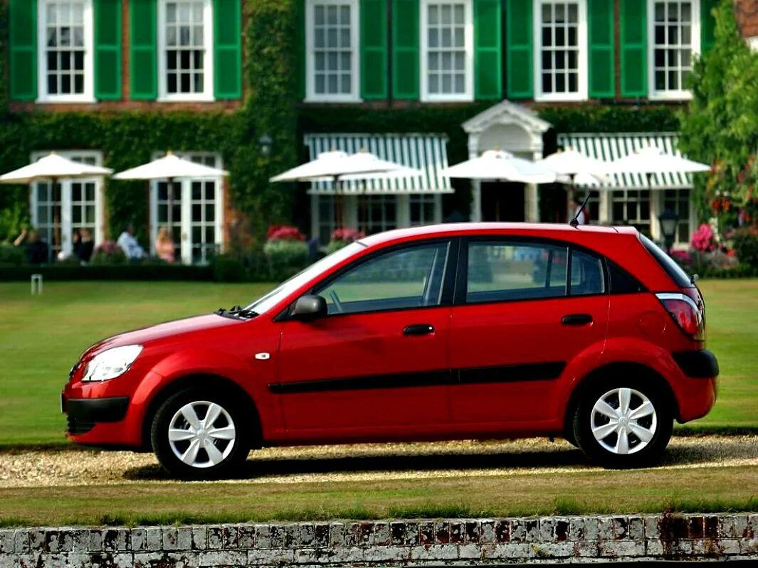 Киа Рио 2 хэтчбек. Kia хэтчбек 2009. Kia Rio 1.2. Киа Рио 2005 хэтчбек.