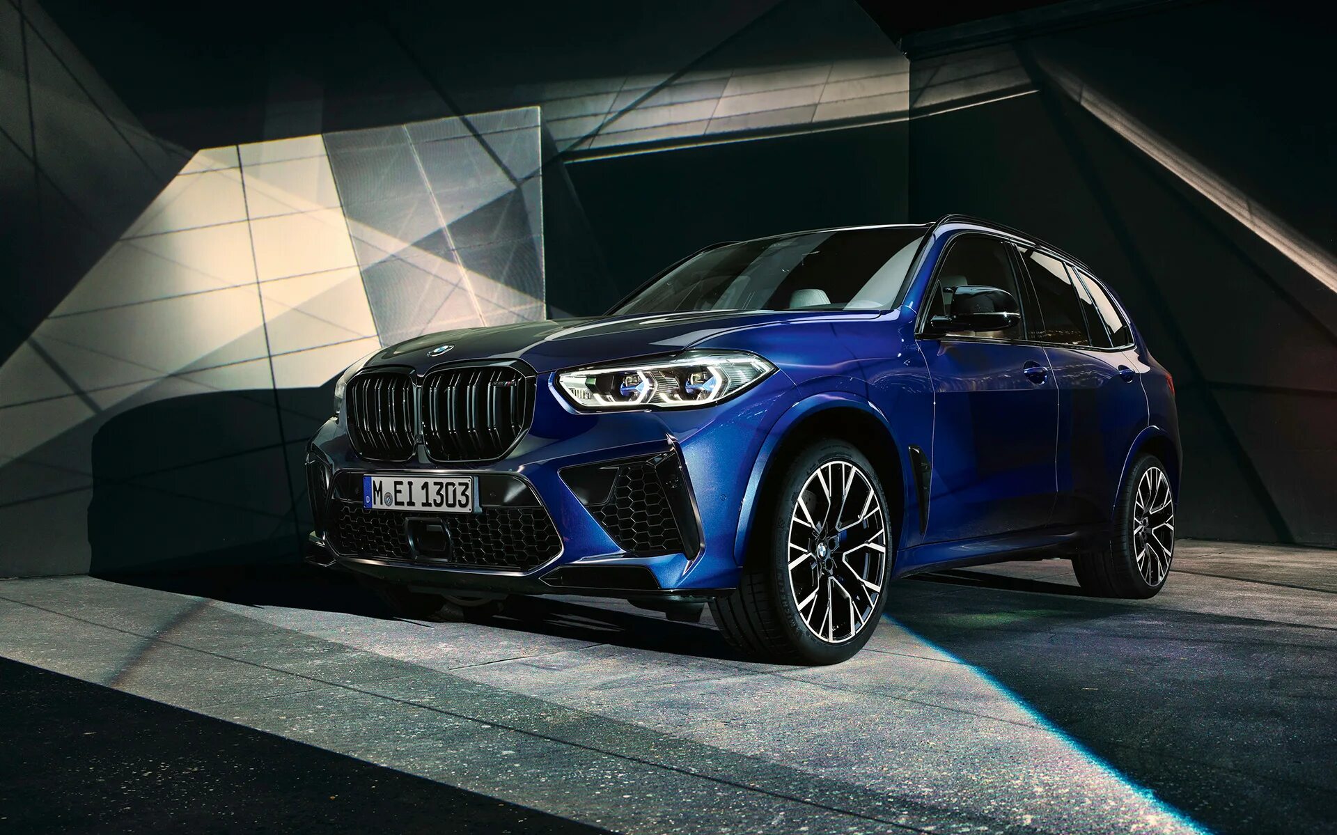 Бмв х5 компетишн. BMW x5m f95. BMW x5m 2022. BMW x5m f95 Competition. BMW x5m Competition 2022.