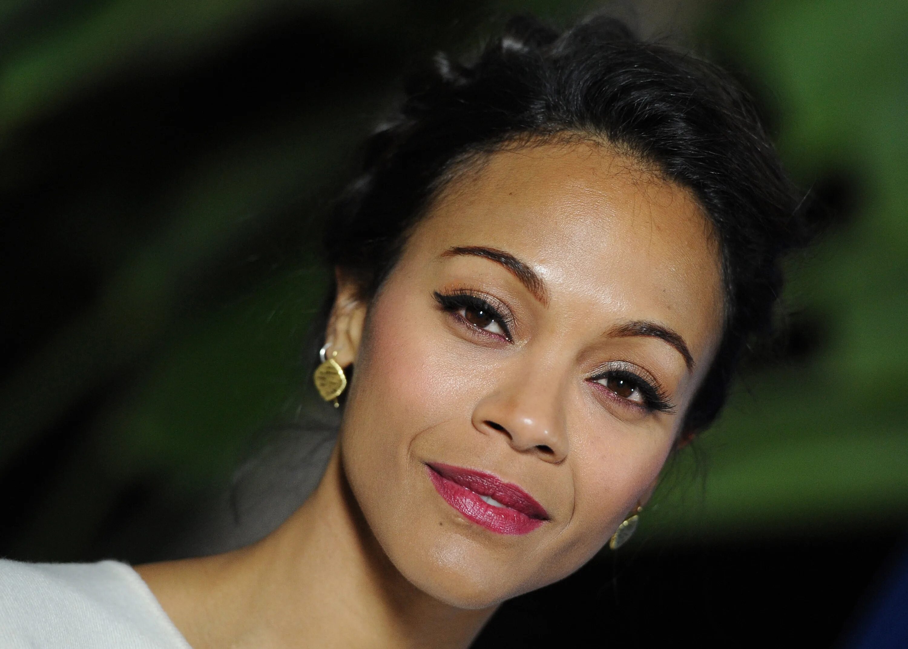 Фото зои. Зои Салдана. Zoe Saldana. Зои Ядира Салдана Назарио. Ядира Сантана.