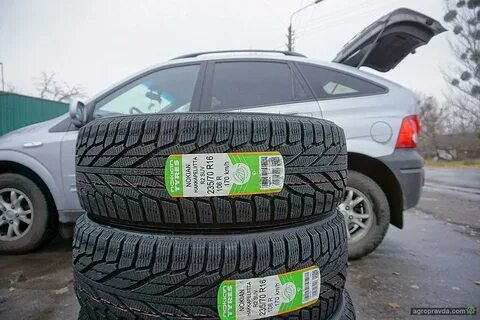 Nokian 225 65 r17