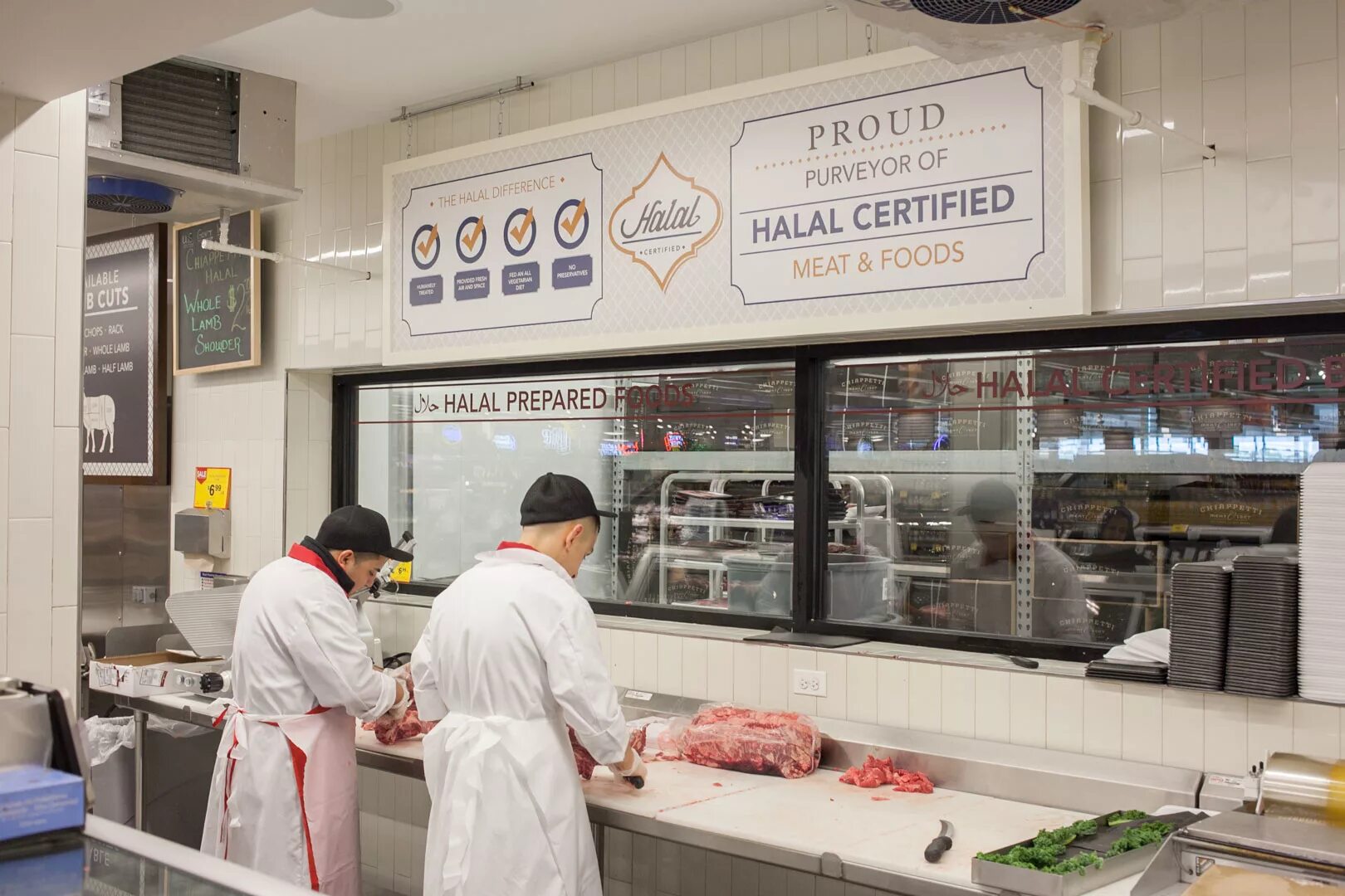 Халяль подольск. Халяль продукты. Мясо Халяль. Мясной магазин Халяль. Мясо Halal.