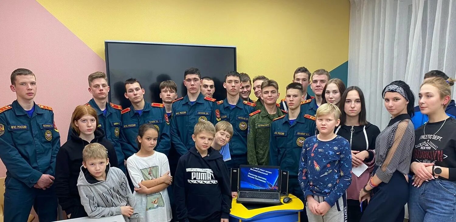 Дети на уроке профориентации. Кадетская школа-интернат забайкальского. Профориентация выбор профессии. Выбор профессии. Выбор профессии.