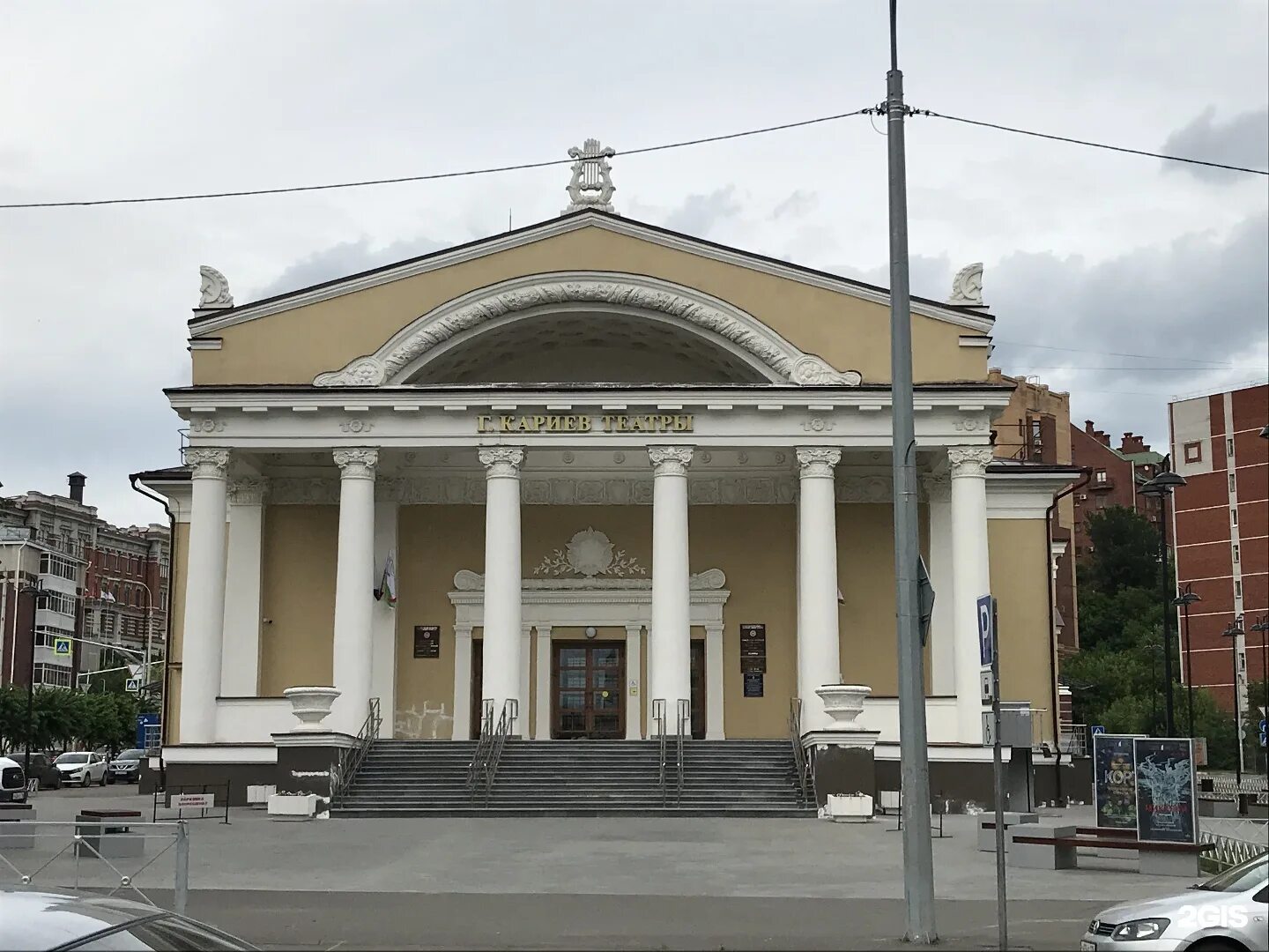Театр юного зрителя габдуллы кариева. Казанский татарский государственный театр юного зрителя им г кариева. тюз кариева казань. петербургская 55 б казань татарский театр кариева. театр юного зрителя им. габдуллы кариева.