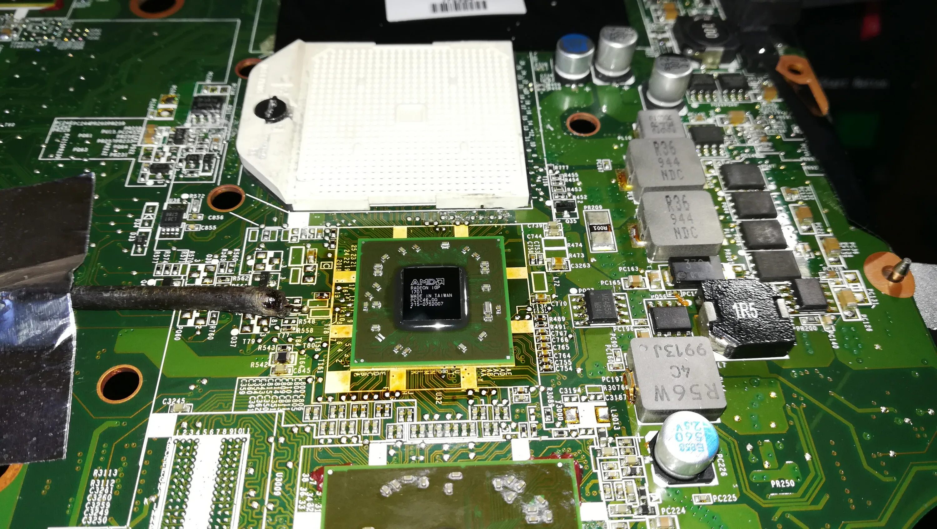 чип южного моста. Acer aspire 5110. Acer 5520g южный мост. южный мост acer. Acer aspire 5100.