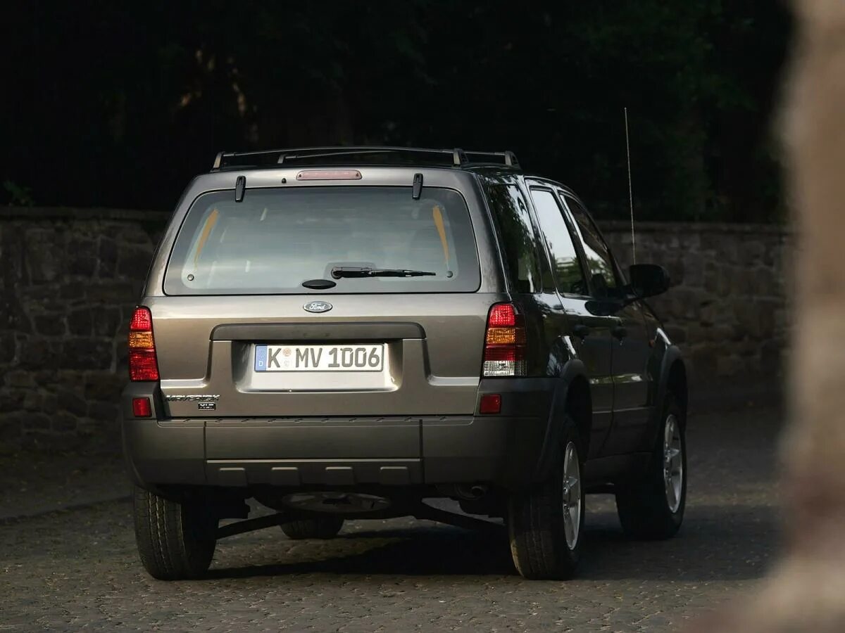 Законы маверик. Форд маверик 2.3. ford maverick 2001. ford maverick 2004. форд маверик 3.0 2006.