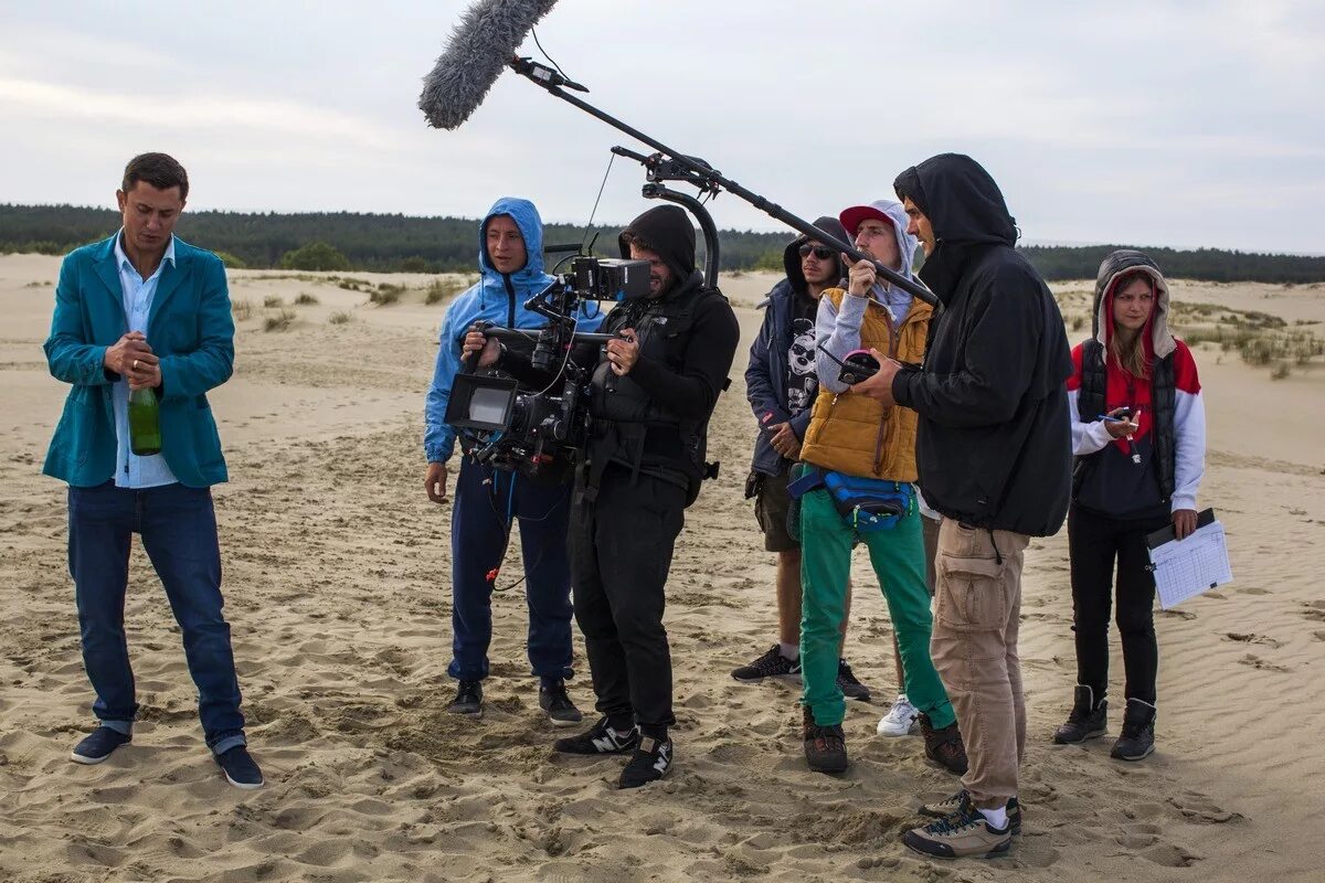 григорий васильев желтый глаз тигра. жёлтый глаз тигра сериал лордфильм. жёлтый глаз тигра съёмки сериала. где снимали глаз тигра. жёлтый глаз тигра сериал.