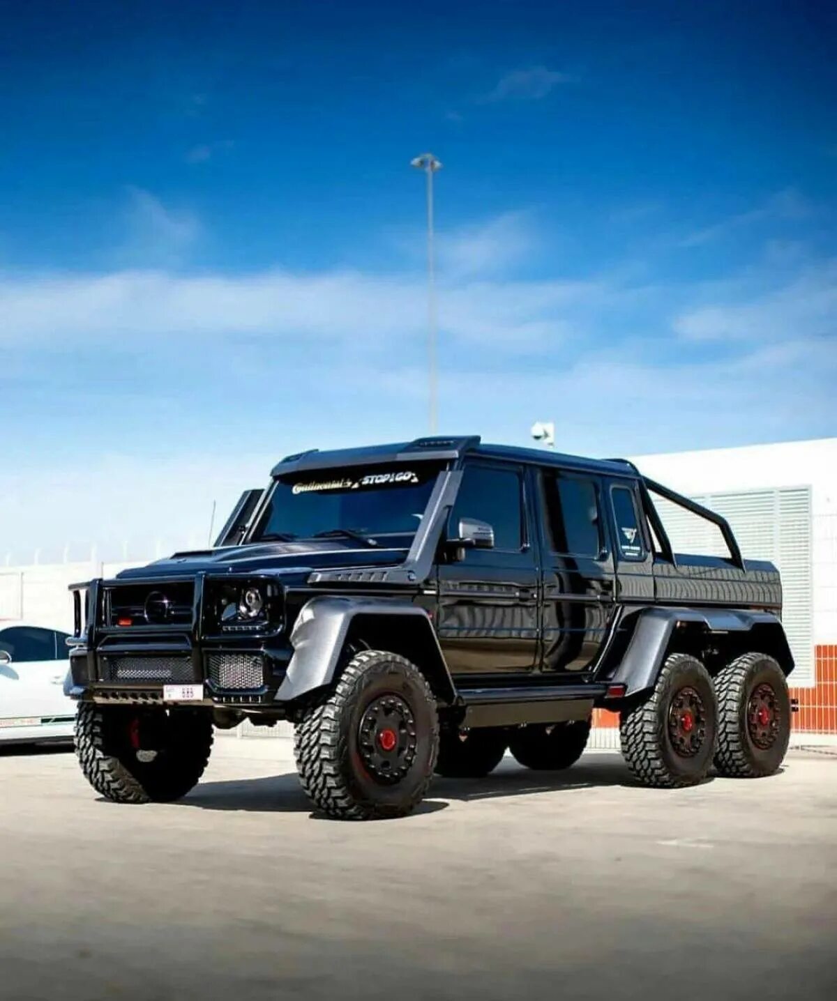 G class 6 6. Mercedes-Benz g63 AMG 6x6. Mercedes Benz g class 6x6. Гелецвагшин 6 на 6. Mercedes g63 AMG 6x6.