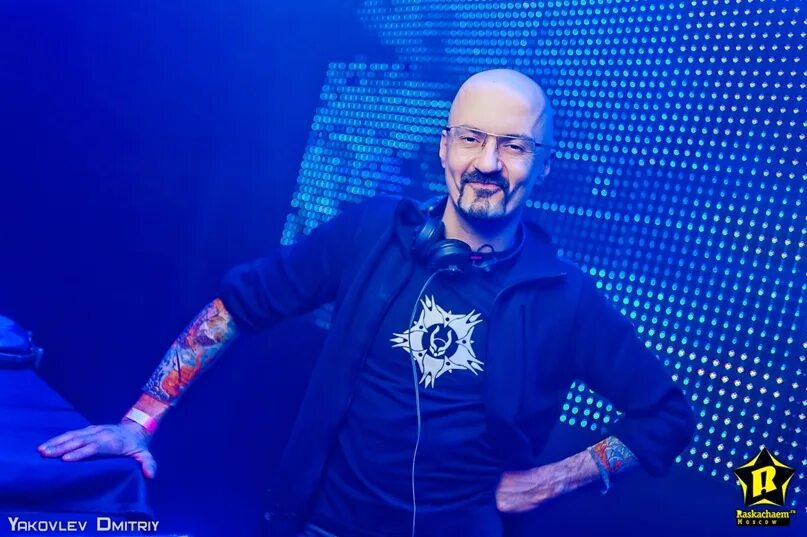 Dj lenin psy. Диджей сокол. Диджей ленин мурманск. Dj ленин. Dj lenin.