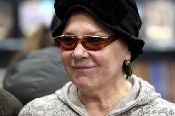 Лариса голубкина биография и личная жизнь сейчас Лариса Голубкина: "Миронов как-то правильно сказал "Семью надо строить" 7Дней.