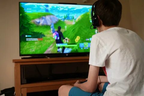 Playing ps4