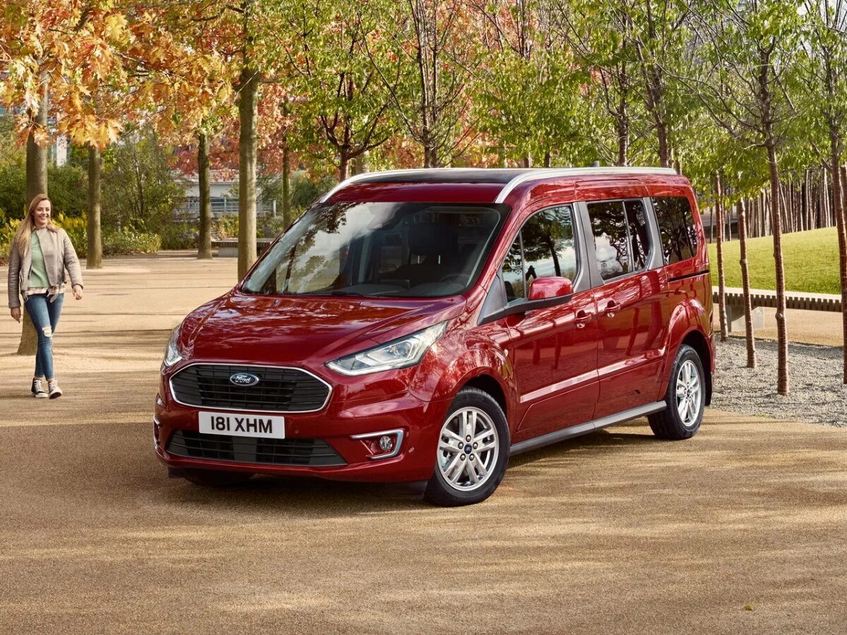 Купить форд турнео. Ford Tourneo connect 2018. Ford Tourneo connect 2022. Connect Grand Tourneo Ford 2020. Ford Tourneo connect 2020.