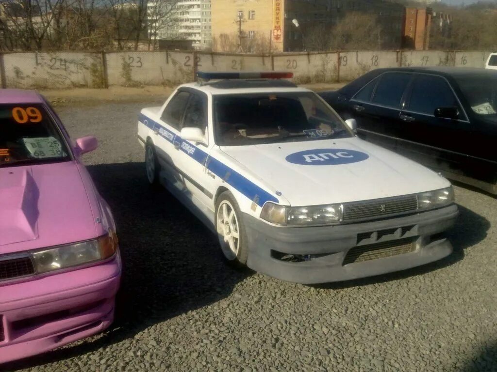 Японские автомобили приморский край. Toyota Cresta ДПС.