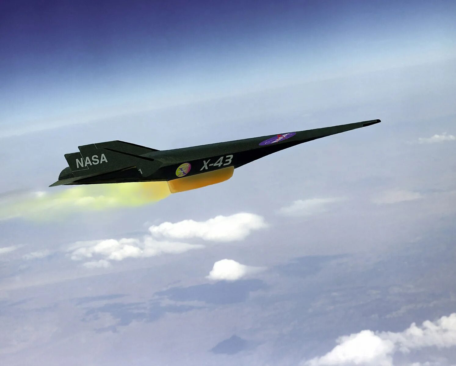 Sr-71 blackbird черный дрозд. Скоростные самолеты в мире. Самолет saker s-1. Rolls royce электросамолет. Сверхзвуковой пассажирский самолёт boom supersonic.
