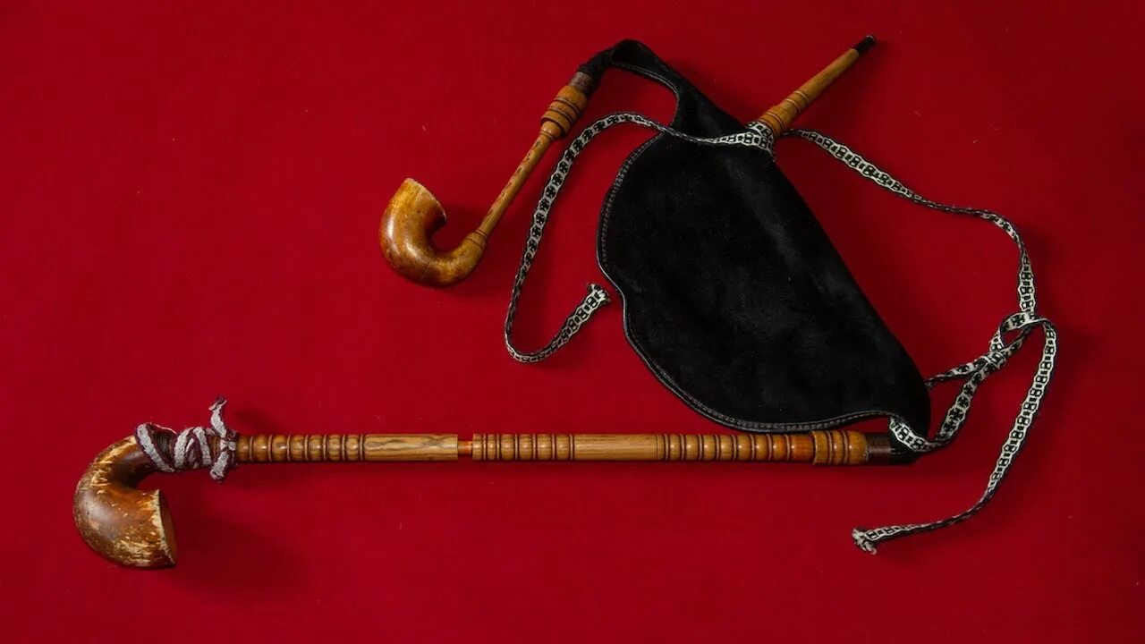 Белорусский инструмент дуда. Дуда белорусский музыкальный инструмент. Дуда инструмент. Белорусский инструмент дуда. Белорусский национальный инструмент дуда.