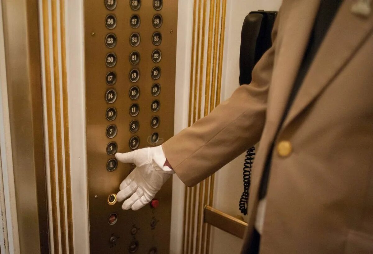 Кабина лифта. Лифт в отеле. Лифт в отеле. Элитный лифт. Лифт в отеле.