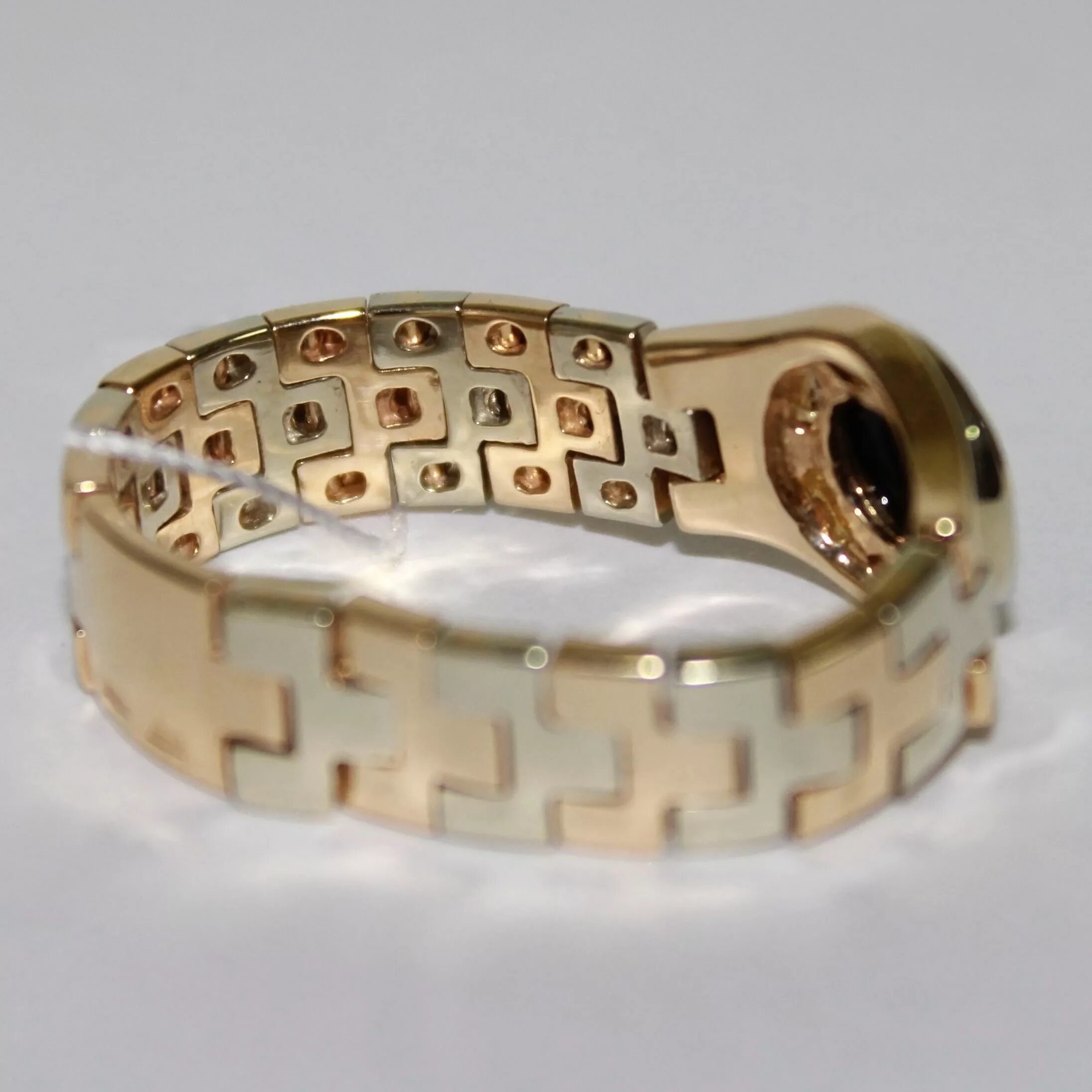 кольцо звенья золото. кольцо звенья. циркон в золоте кольцо. мужское кольцо цепь. кольцо звенья.