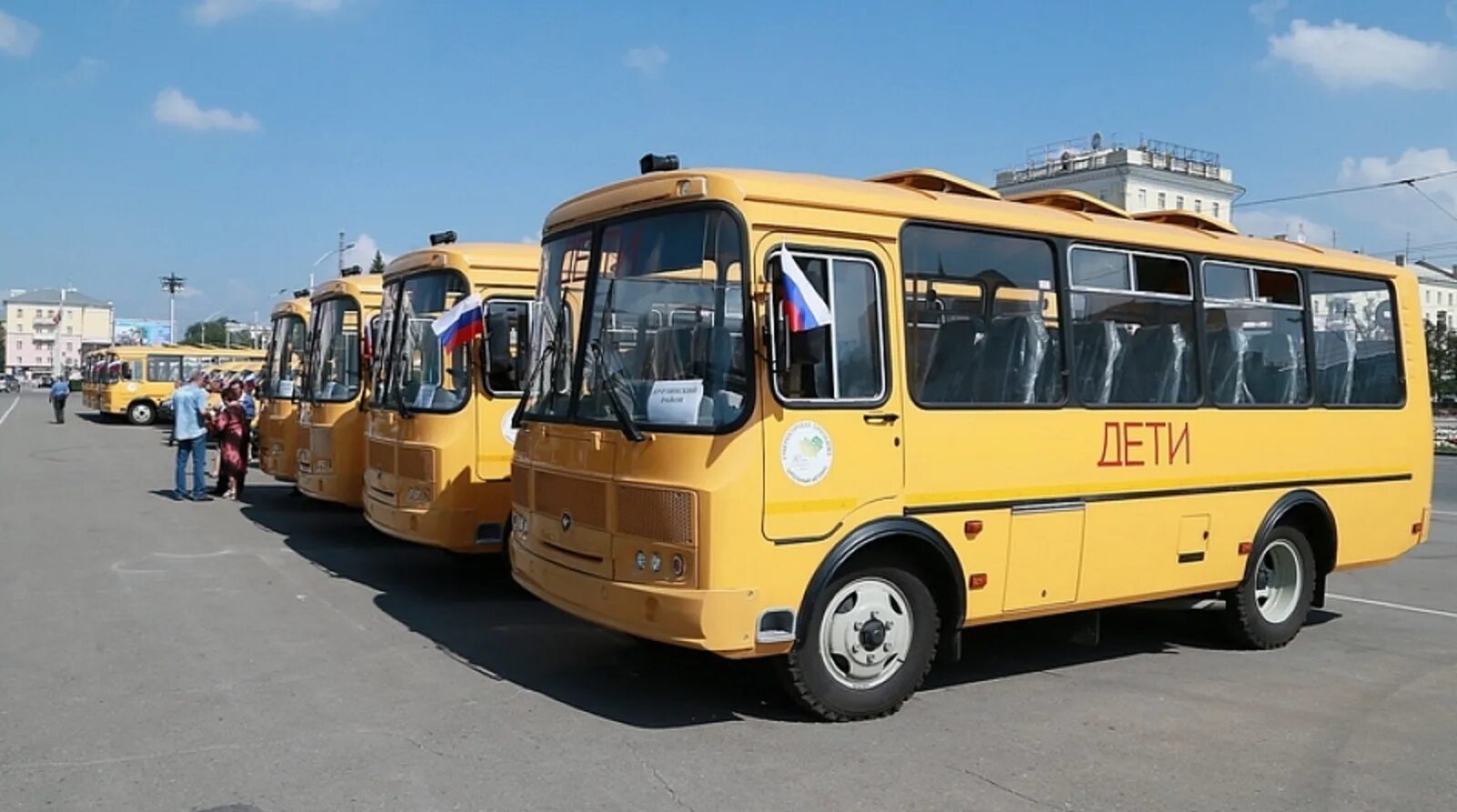 Школьный автобус. Дети в школьном автобусе россия. Подвоз детей в школу. Подвоз. Перевозка детей в автобусе.