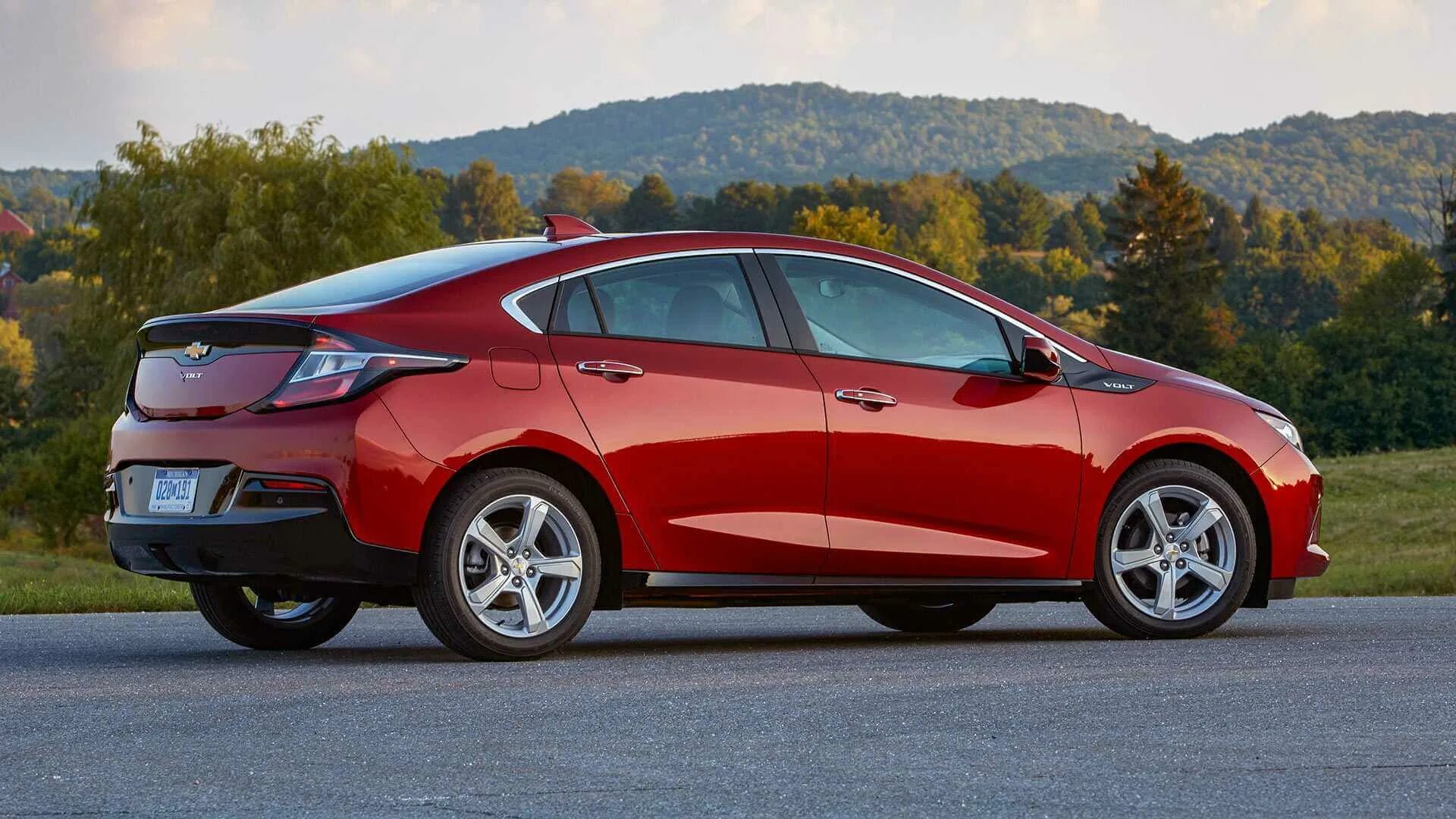 Chevrolet volt купить. Chevrolet Volt 2020. Шевроле вольт 2020. Шевроле вольт 2016. Chevrolet Volt 1.