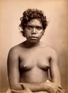 Aboriginal women naked.