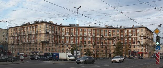 Новочеркасский проспект, 26 / Заневский проспект, 16 в Санкт-Петербурге - 2ГИС