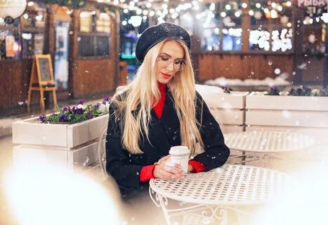 Алиса новогодняя