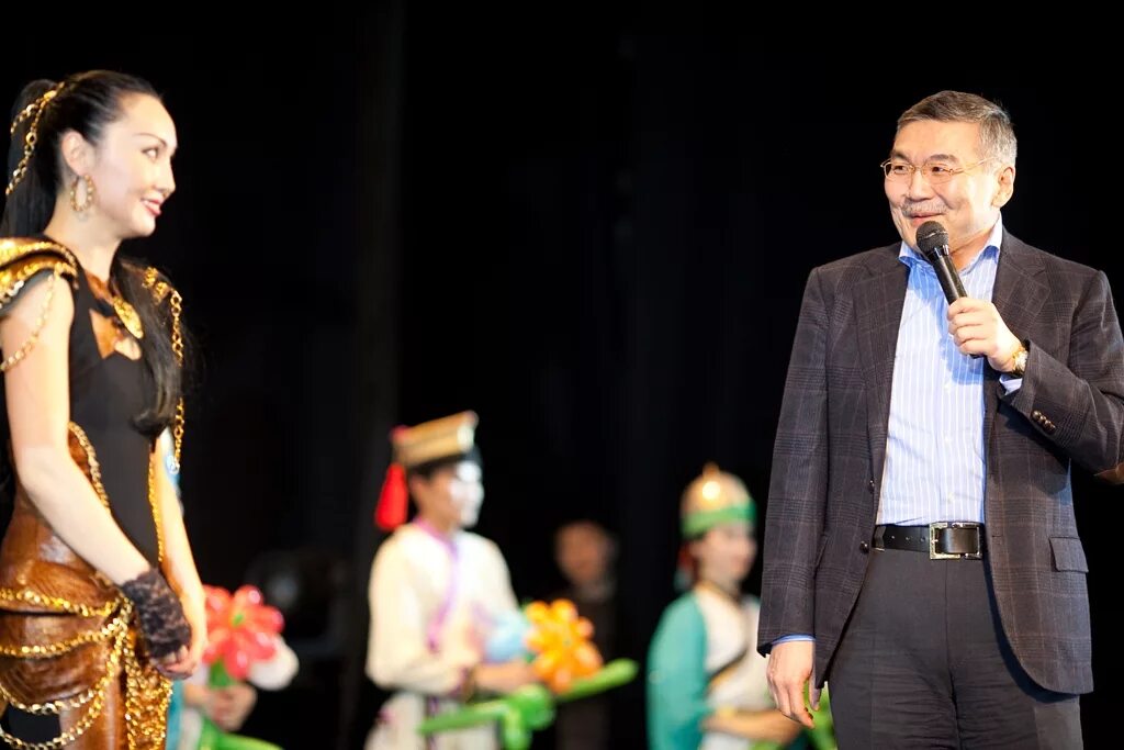 продажа животноводческие стоянки в лагани калмыкия. васькин скульптор элиста. бумба калмыкия. 12 февраля в калмыкии. скульптуры владимира васькина в элисте.