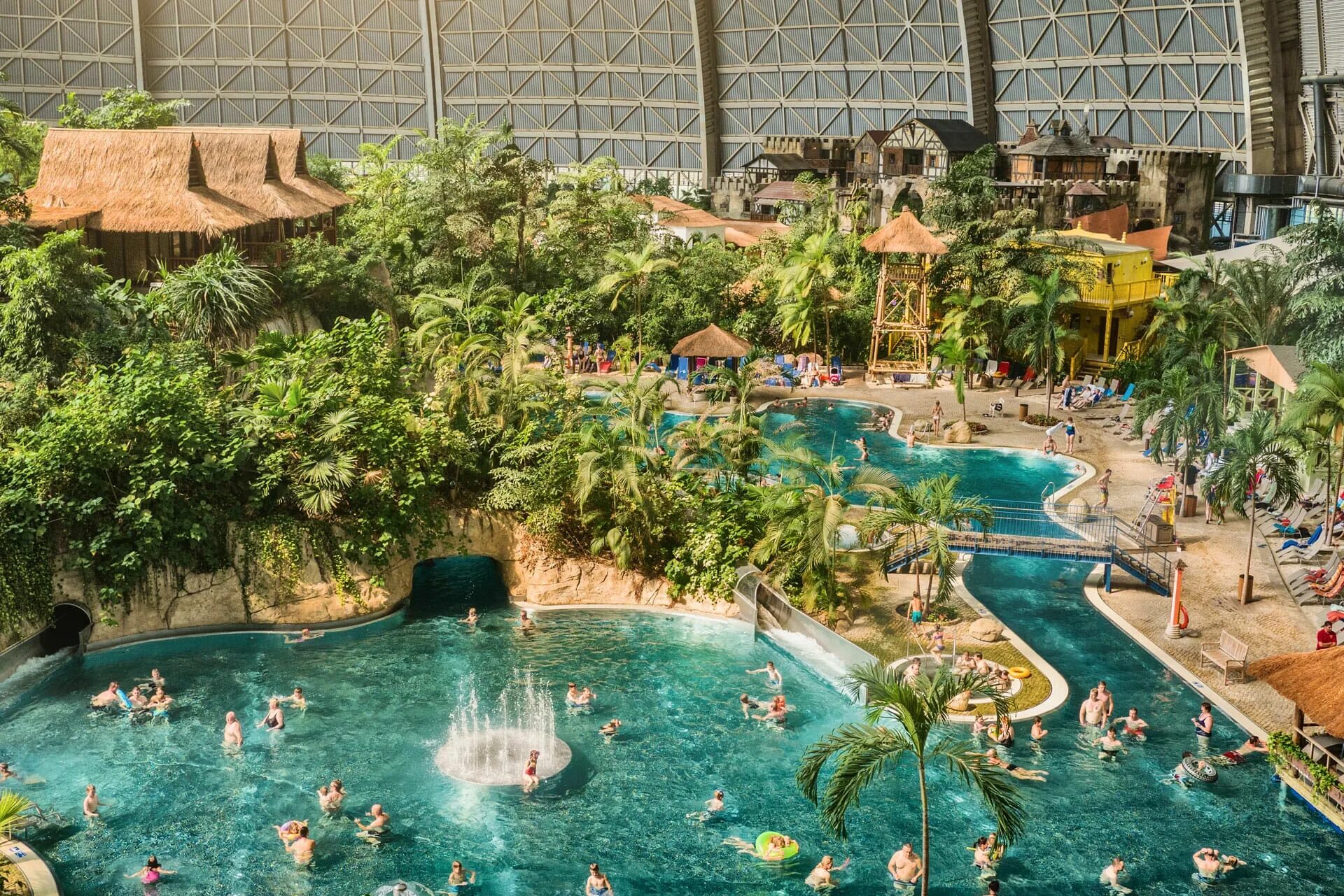 Аквапарк в москве с тропической атмосферой. Аквапарк с тропической атмосферой. Аквапарк с тропической атмосферой. Аквапарк с тропической атмосферой. Аквапарк тропикана берлин.