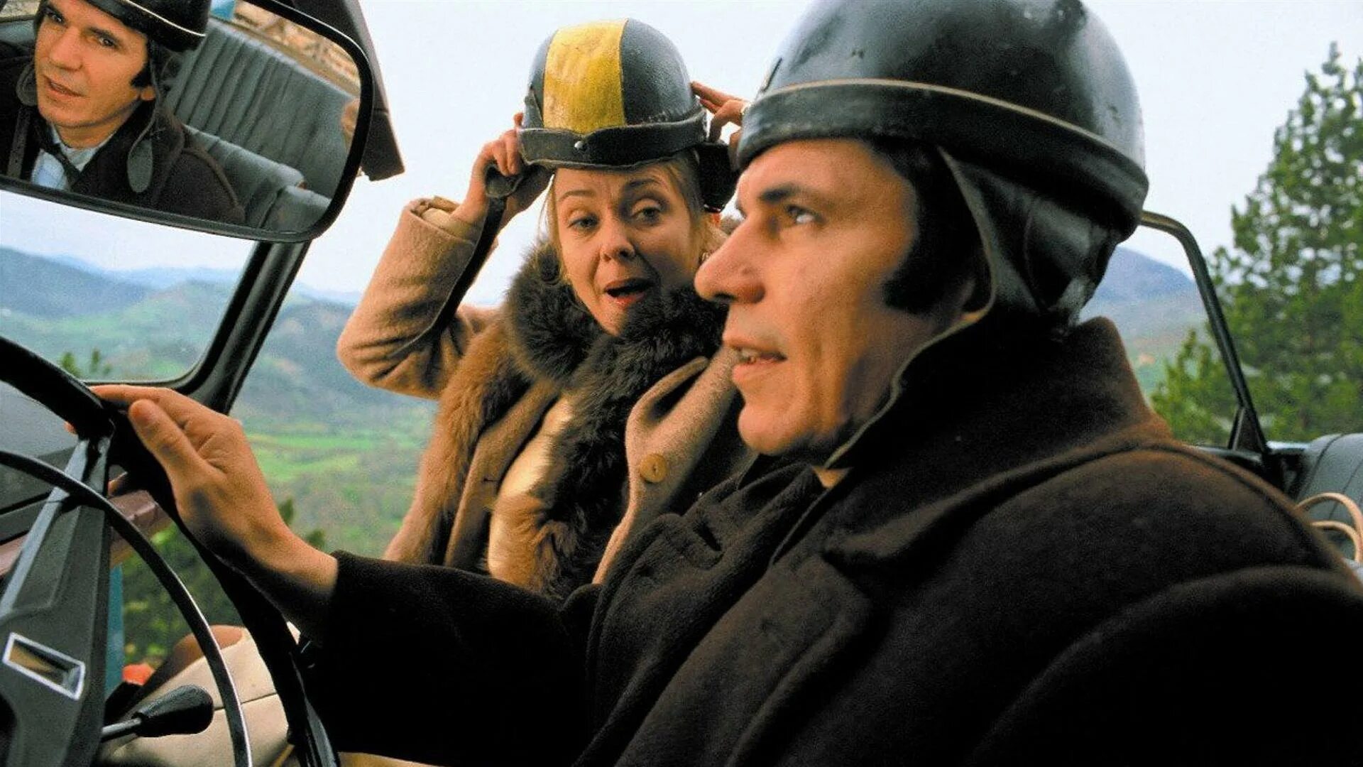 Жизнь как чудо кадры из фильма. Жизнь как чудо фильм 2004 постер. Жизнь как чудо кадры из фильма. Жизнь как чудо фильм кустурицы. Эмир кустурица жизнь как чудо.