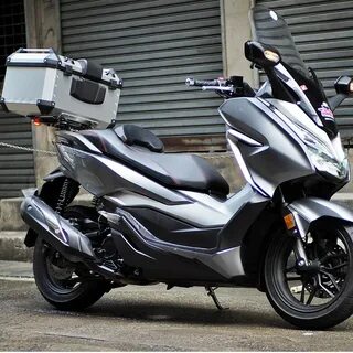 Honda forza
