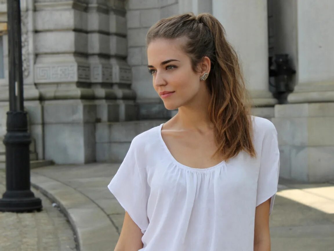 Clara. Clara. Clara. Clara. Clara.