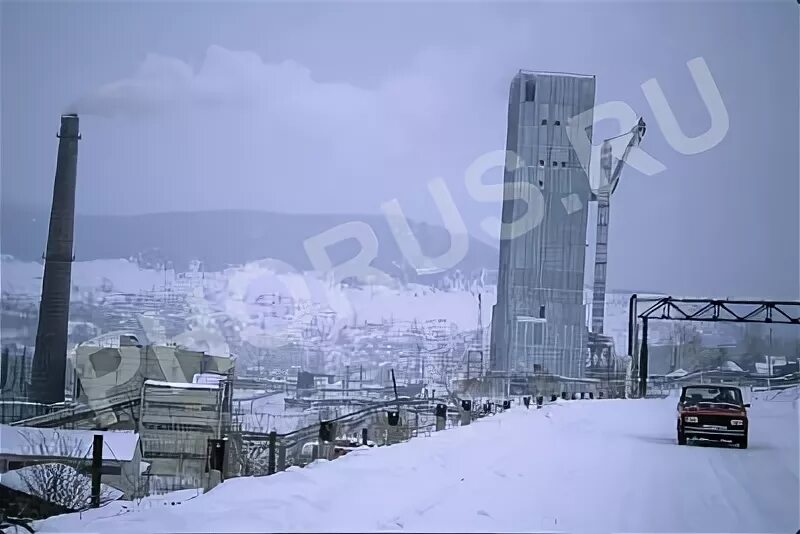 Шахта шерегеш. Таштагольский рудник Евразруда. Таштагол рудник ЕВРАЗ. Таштагол шахта. Ствол Сибиряк Таштагол.