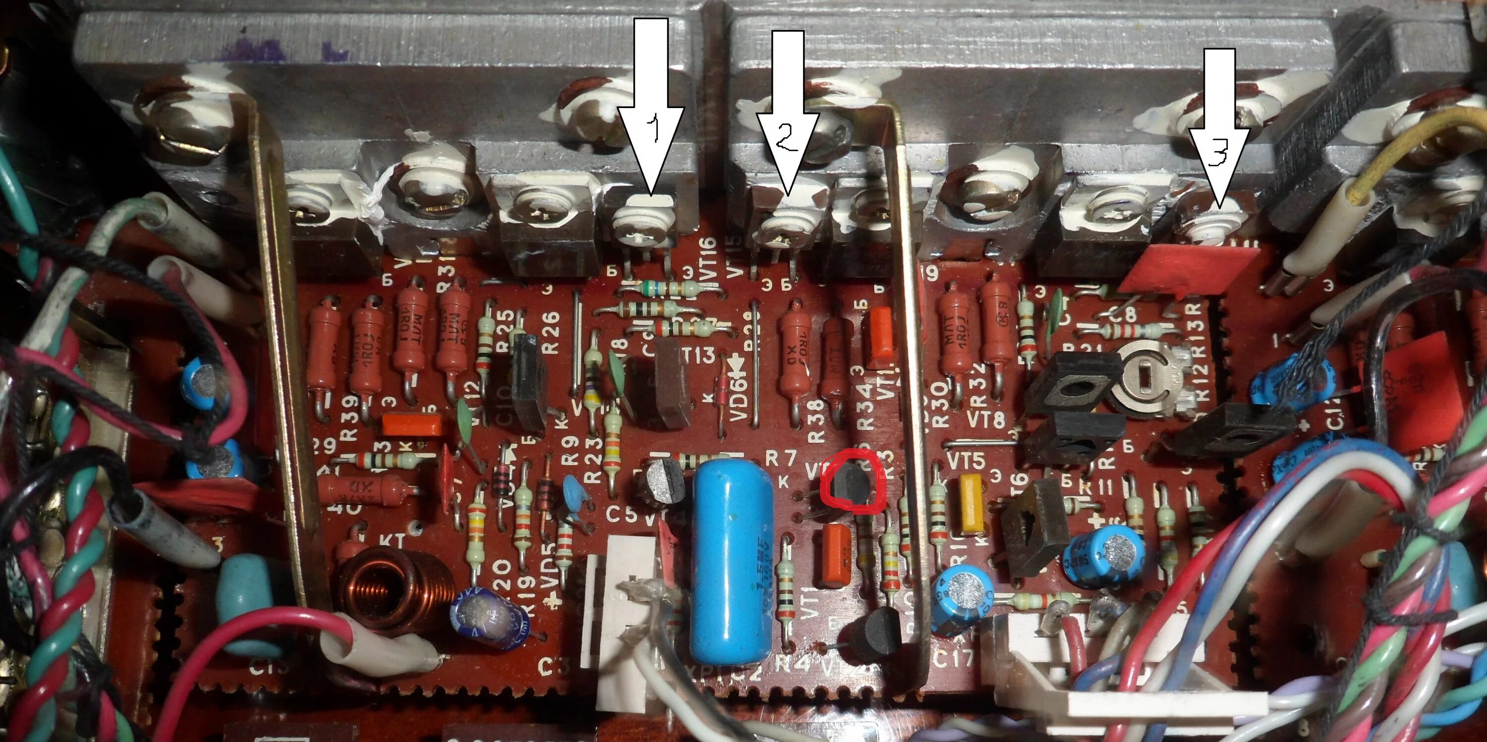 Ремонт унч. Радиотехника у-101 стерео. Платы усилителя радиотехника у-101-стерео. Блок индикации радиотехника у-101. Оконечный усилитель радиотехника у-101.
