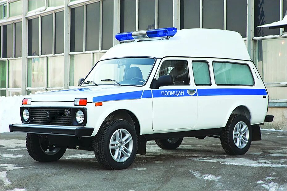 Галерея автомобилей Полицейские машины в России: Chevrolet Niva - YouTube