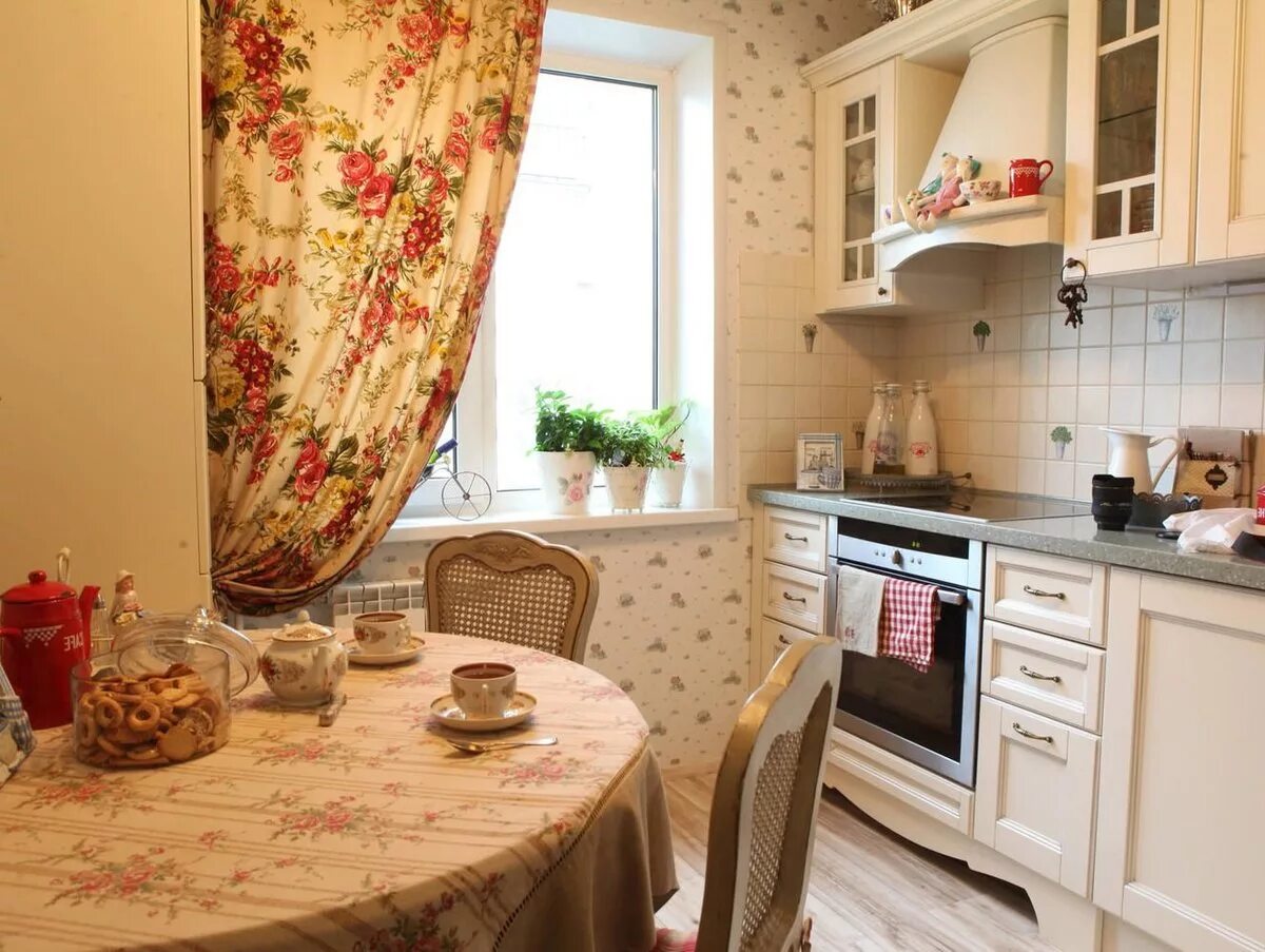 Кухня в стиле Прованс в малогабаритной кухне