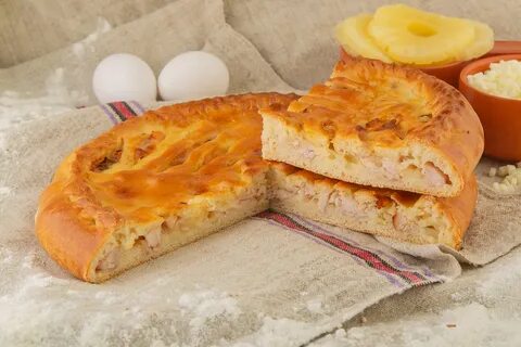 Пирог с сыром и курицей в духовке