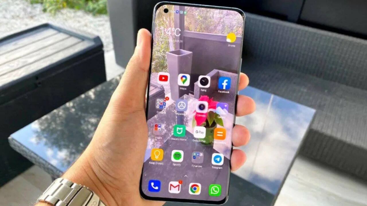 Прозрачный смартфон сяоми. Mi 8 pro крышка. Xiaomi mi 9 explorer edition. Xiaomi mi 8 pro. Xiaomi прозрачный телефон.