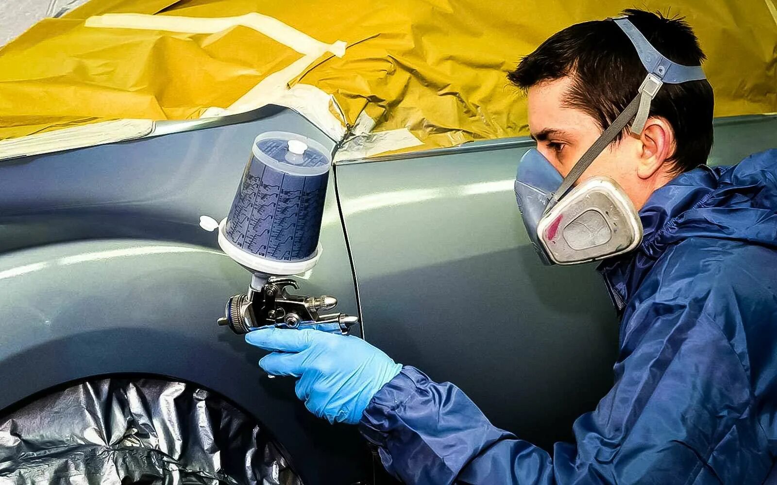 Ремонт и покраска автомобиля москва. Покраска автомобиля. покраска кузова автомобиля. краска для кузова автомобиля. частичная окраска деталей автомобиля.