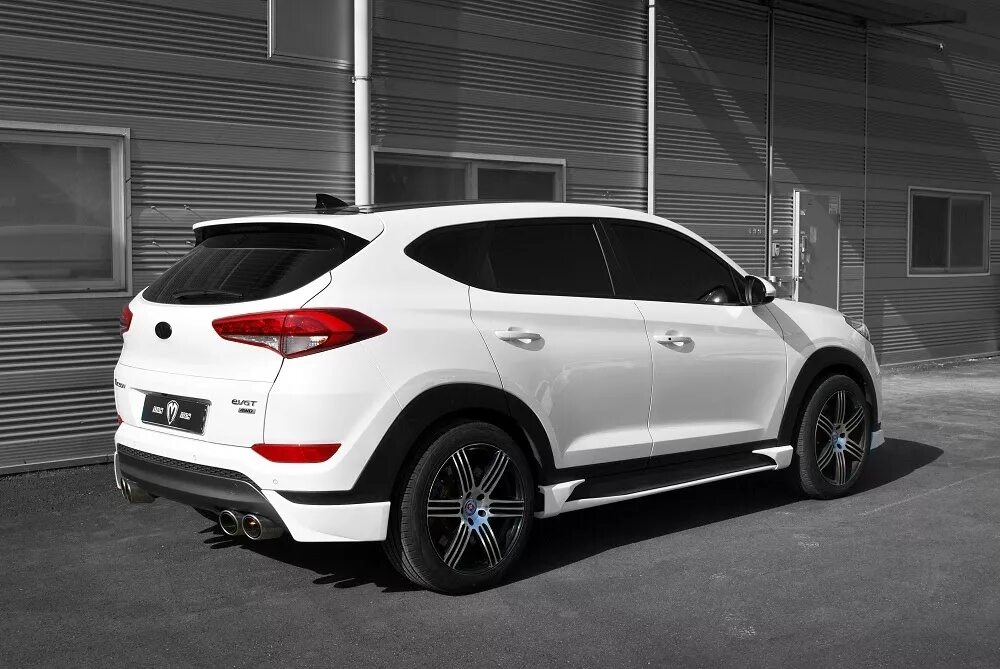 Тюнинг туссана. Hyundai Tucson Tuning 2017. Hyundai Tucson from 2016 Tuning. Обвес Hyundai Tucson 2020. Hyundai Tucson 2016 тюнинг.